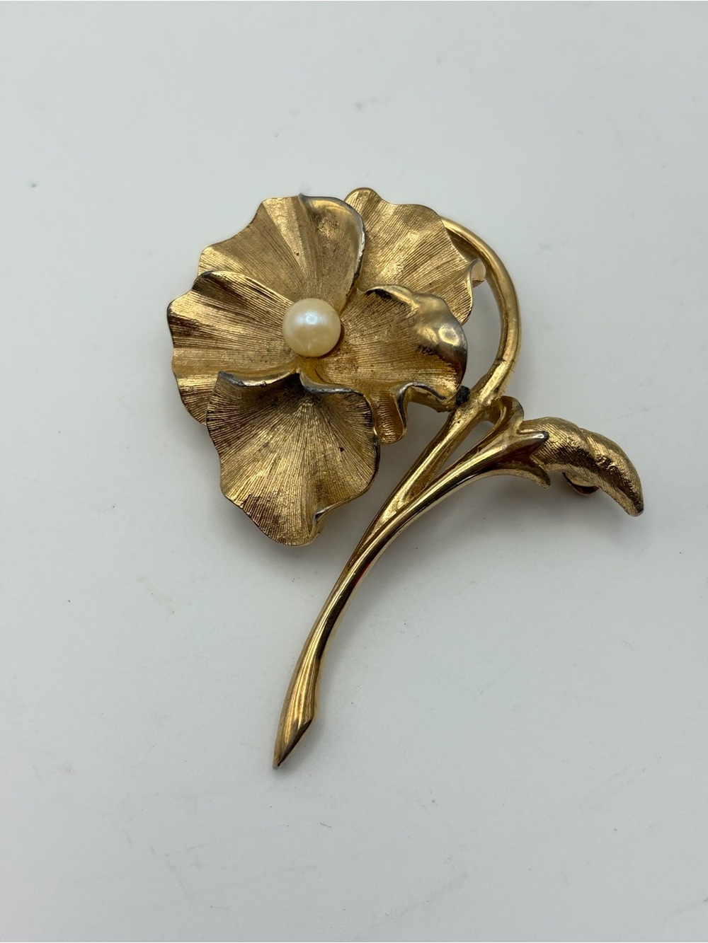 Vintage MARCEL BOUCHER Gold Tone Faux Pearl Pansy Flower Pin Brooch